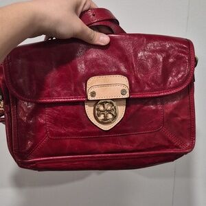 RARE Tory Burch Red Leather Shoulder Bag and Crossbody Bag with Contrast Trim